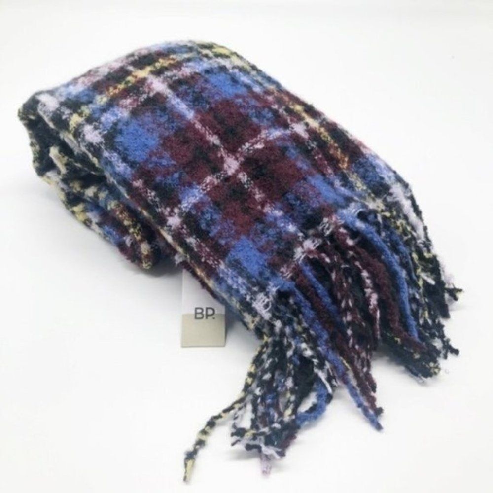 BP. Multicolor Boucle Tassel Scarf 
